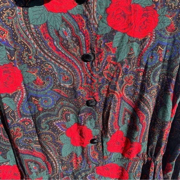 Vintage Plaid Paisley Rose Green and Red Maxi Dress with Velvet Cuffs and Collar - Picture 6 of 9